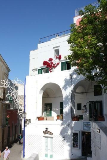 Apartamento La Mansarda Sul Porto Ponza Exterior foto